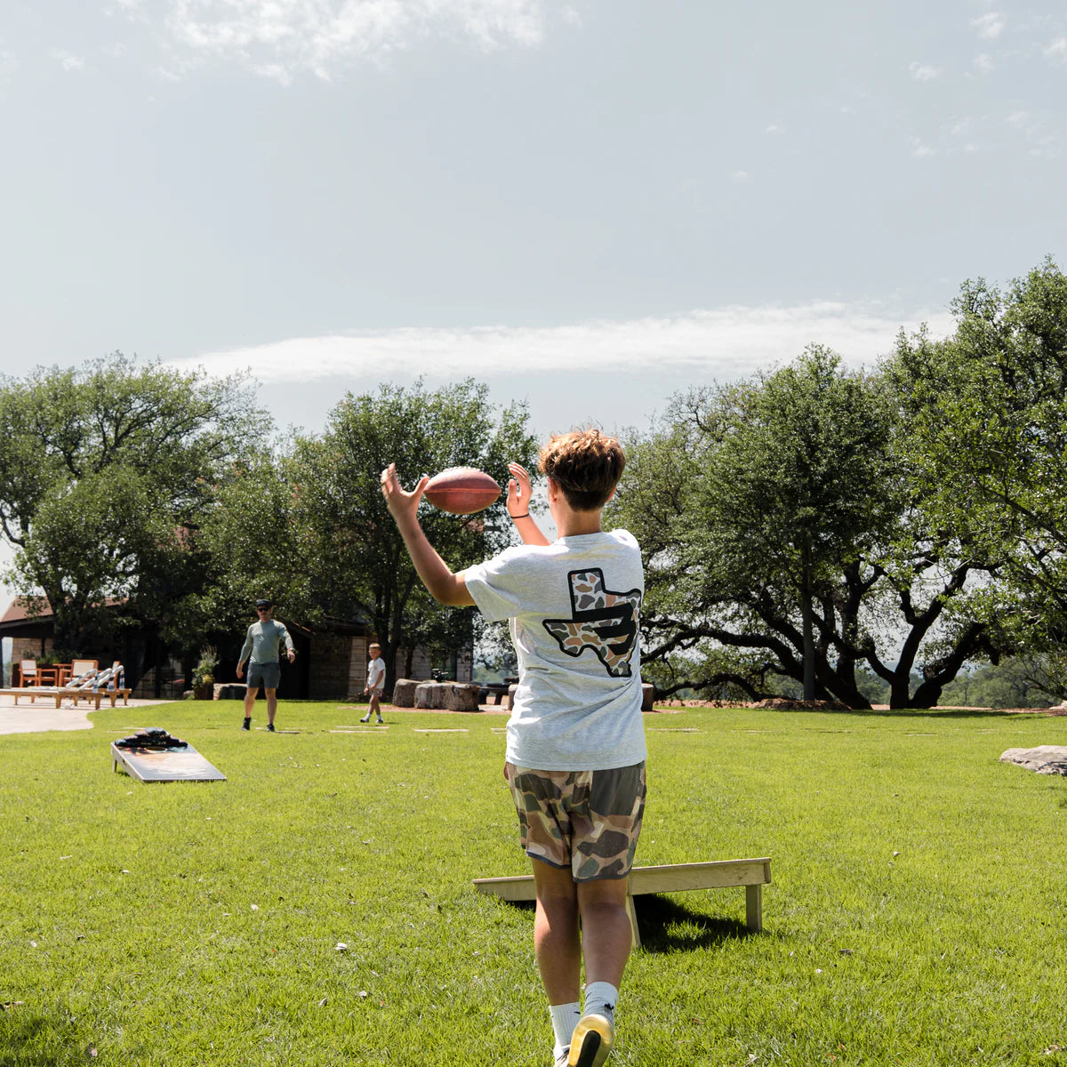 Youth Tee | Texas Camo Flying B | Heather Ash Grey