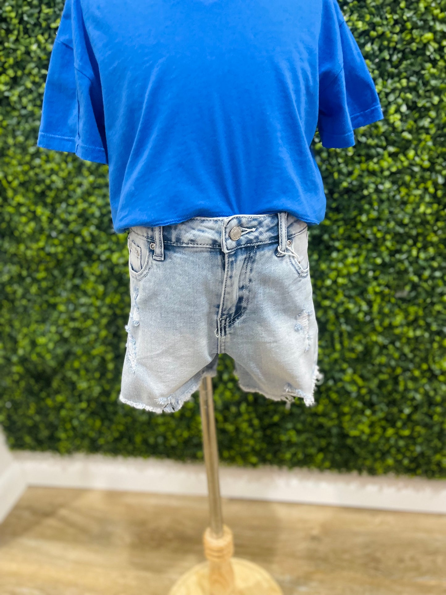 Distressed Fray Hem Denim Shorts | Light Indigo