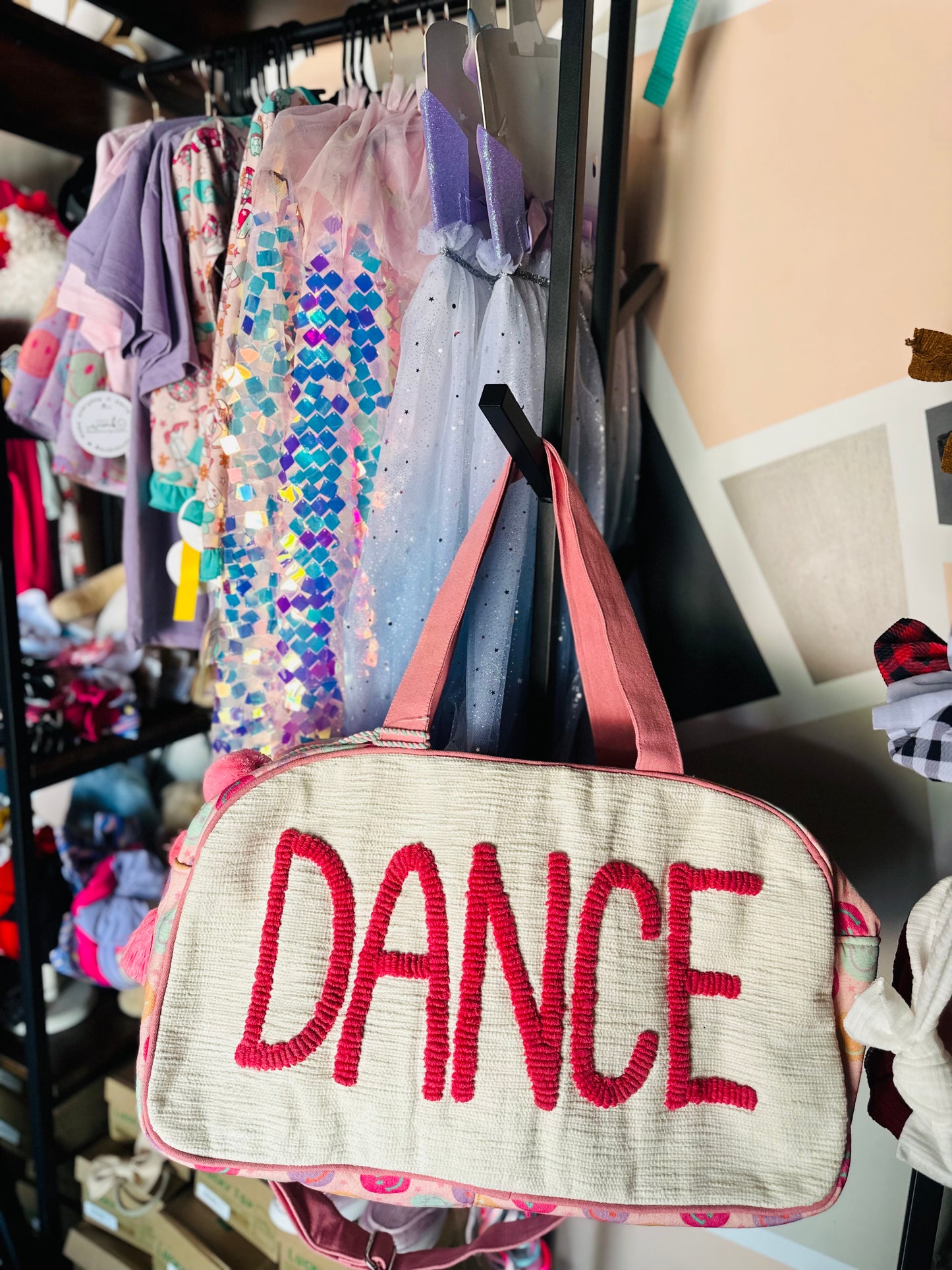 Smiley Dance Weekender