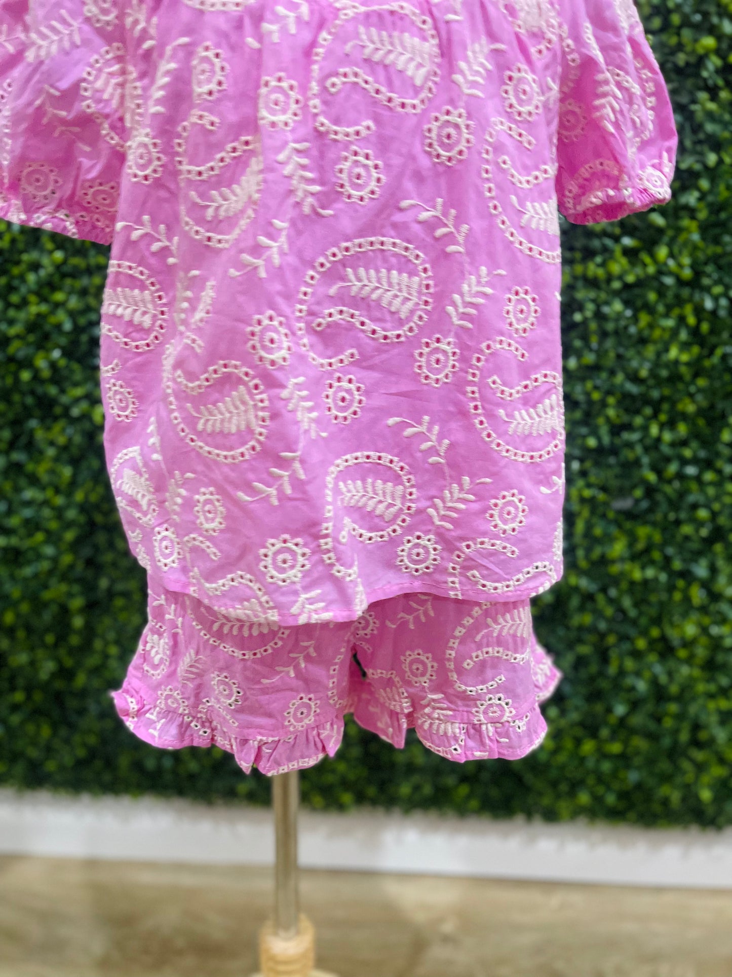 Paisley Embroidered Shorts Set | Pink