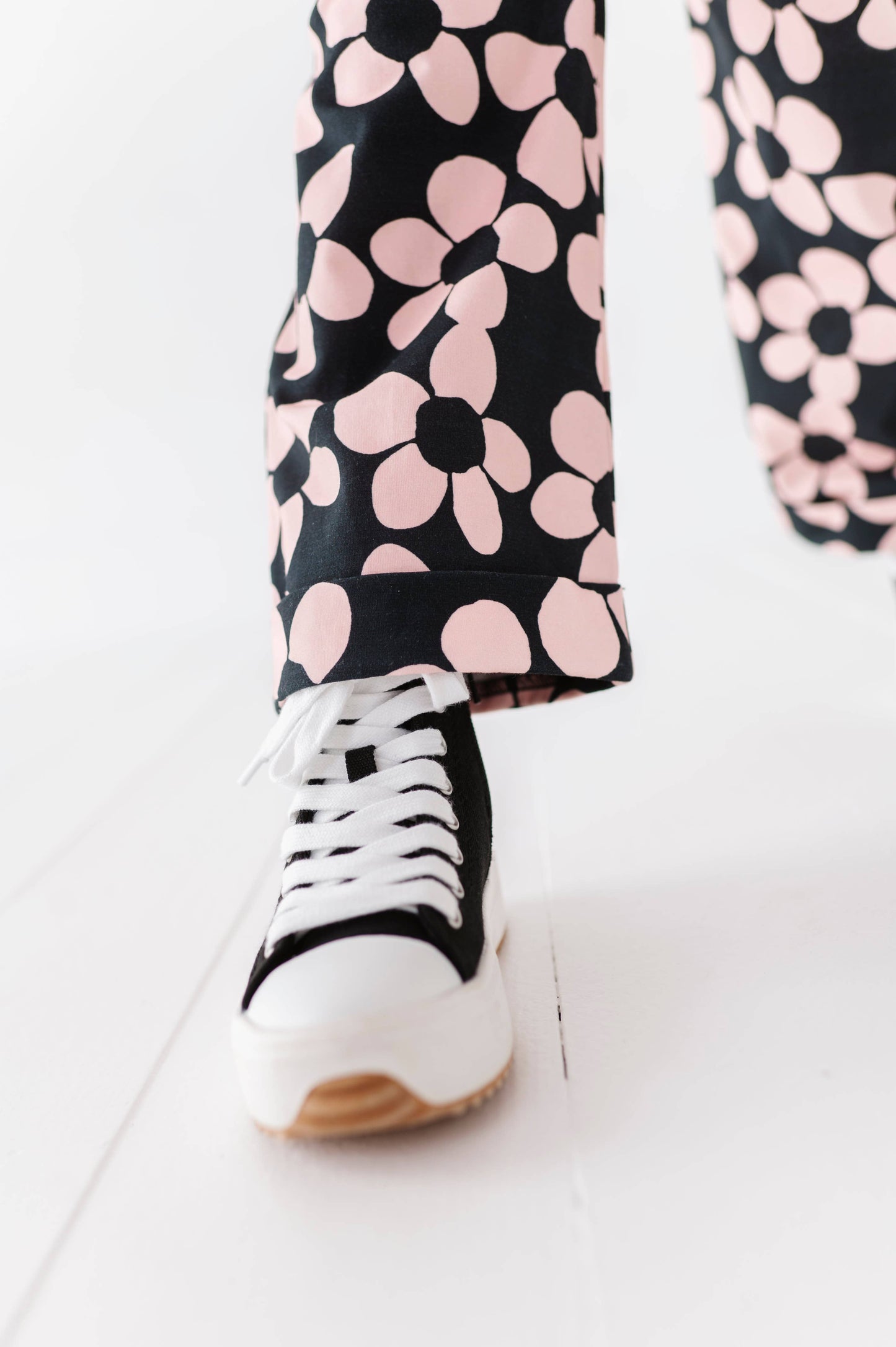 Retro Daisy | Twist Back Romper