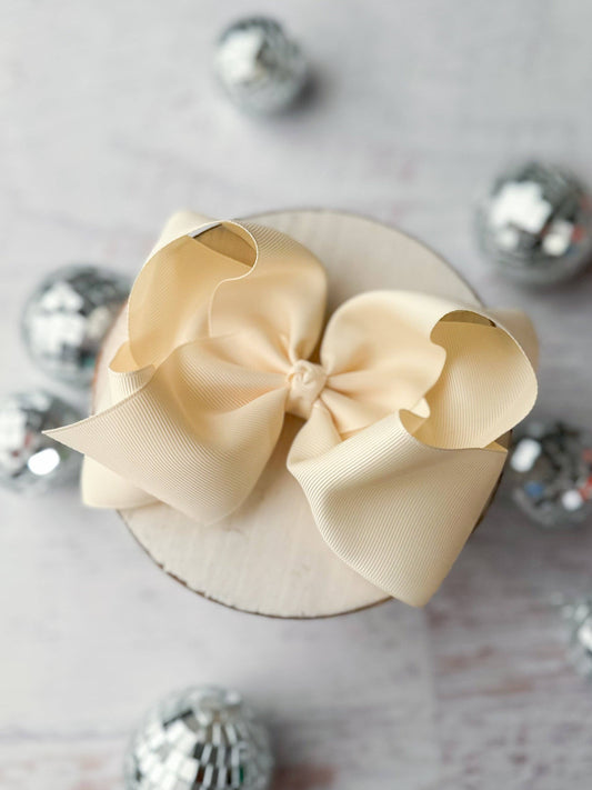 Oversize Bow 5.5" Grosgrain Hair Bow - Large: Ivory