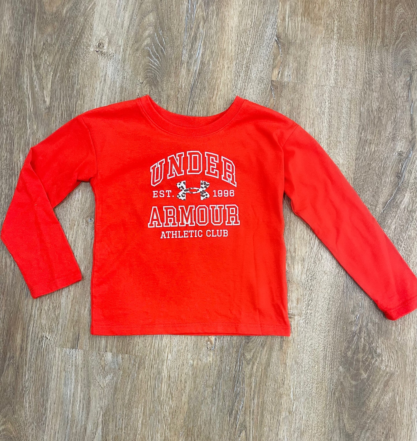 UA Varsity Cheetah Glitter LS | Anthem Red