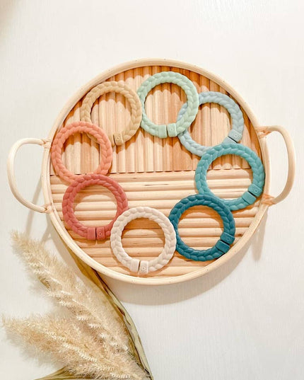 Bitzy Bespoke Itzy Rings™ Linking Ring Set: Rainbow