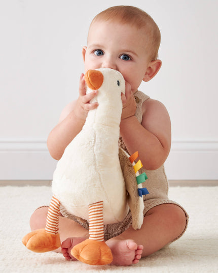 Sweetie Snuggles™ Plush: Goose