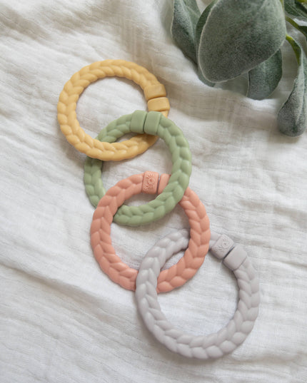 Bitzy Bespoke Itzy Rings™ Linking Ring Set: Rainbow