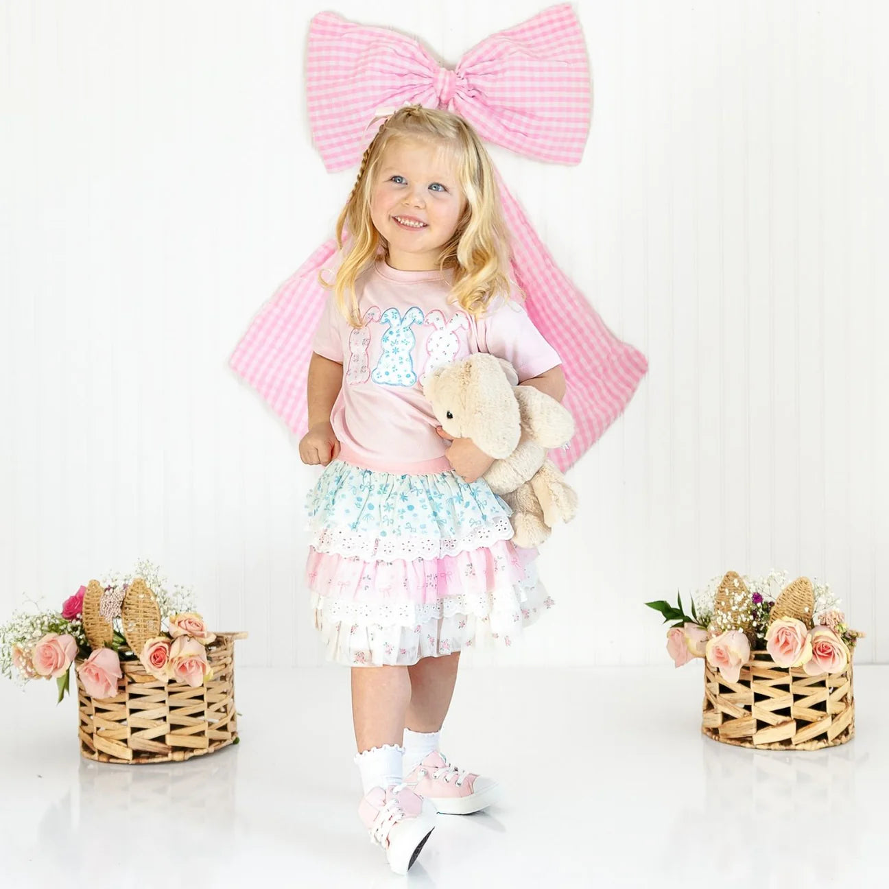 Floral Bunny Patch Tee | Light Pink