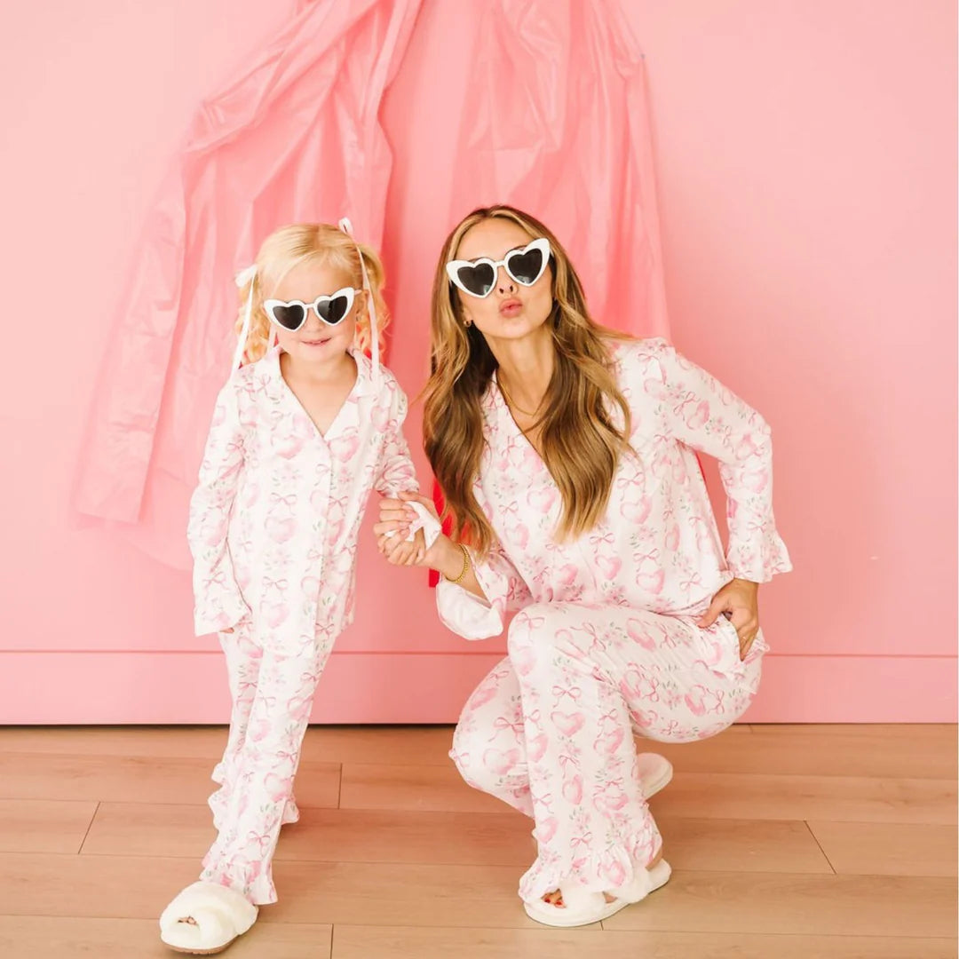 Heart Floral Trellis Valentine’s Day Lounge Set