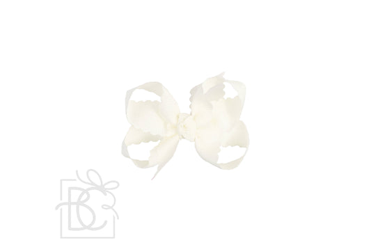 SCALLOPED EDGE BOW: Antique White / 3.5" Medium - 1.5" Ribbon on Alligator Clip