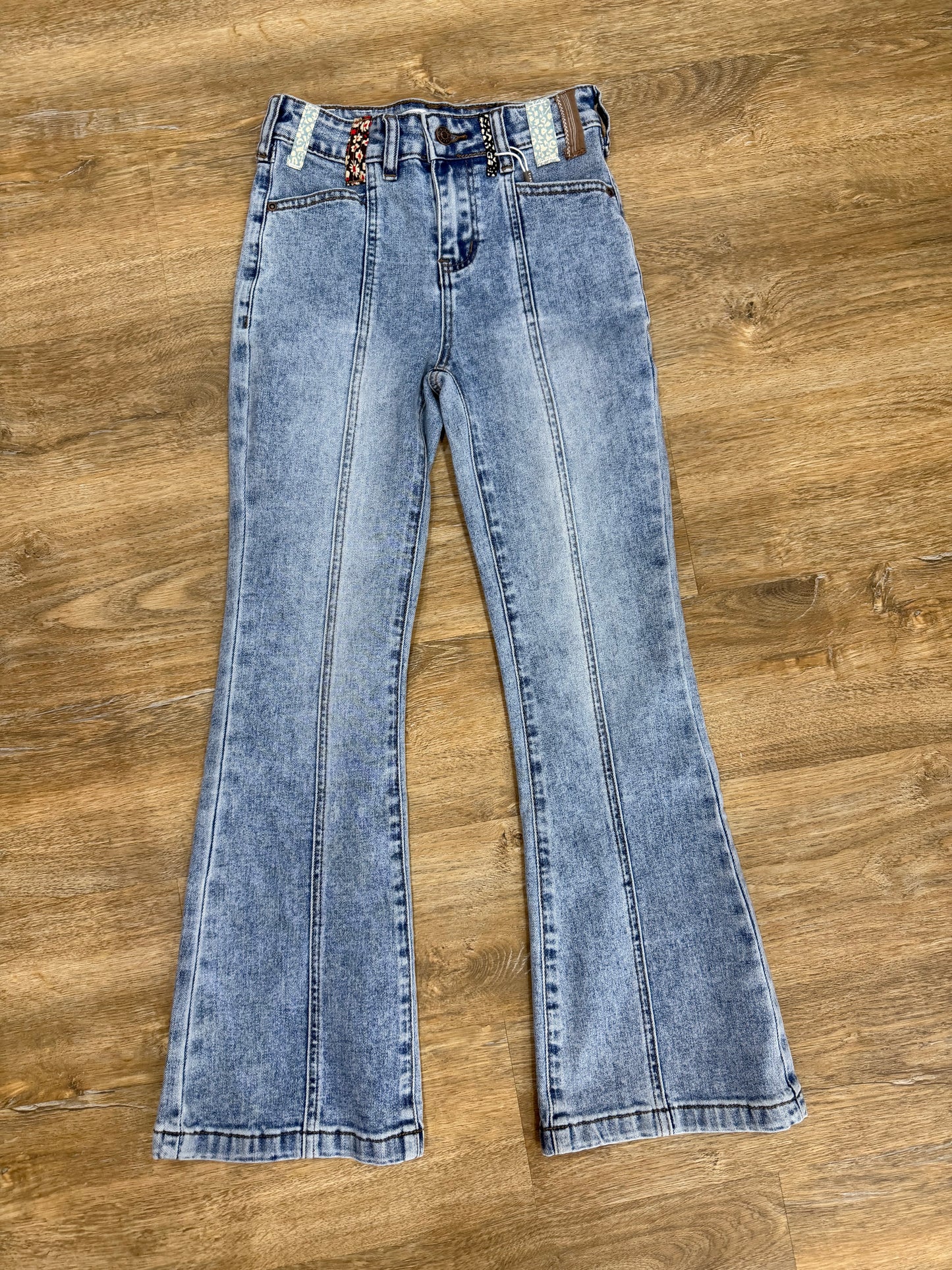 Patterned Loop Fit Flared Jeans | Light Wash