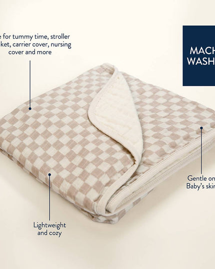 Itzy Blanket™: Strawberries + Cream