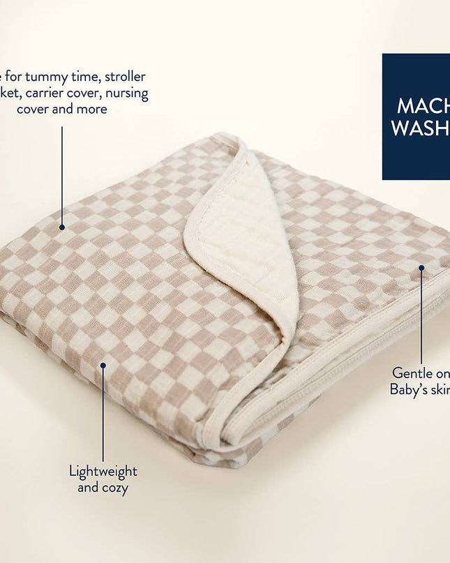 Itzy Blanket™: Strawberries + Cream