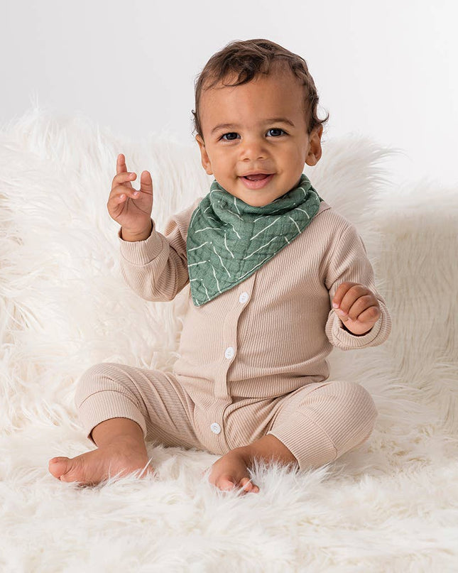 Mom Boss & Baby Bib Set