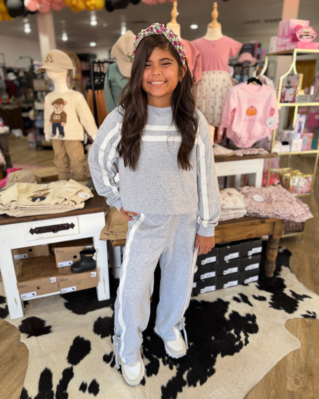 Lace Trim Detail Cropped Sweatshirt & Bow Detail Sweatpants | Heather Grey