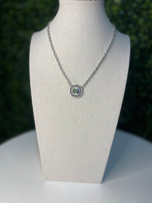 Ruffle Edge Drop Necklace | Silver