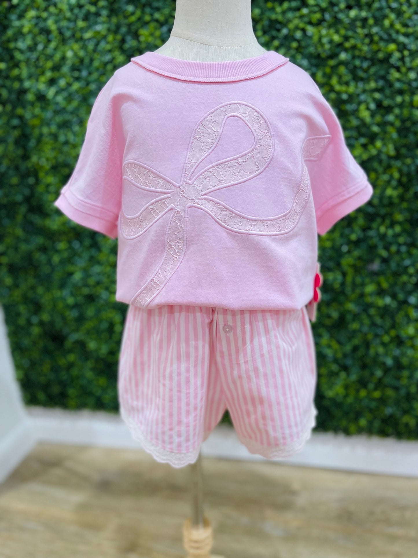 Floral Lace Applique Bow w/ Crossed Back | Pink