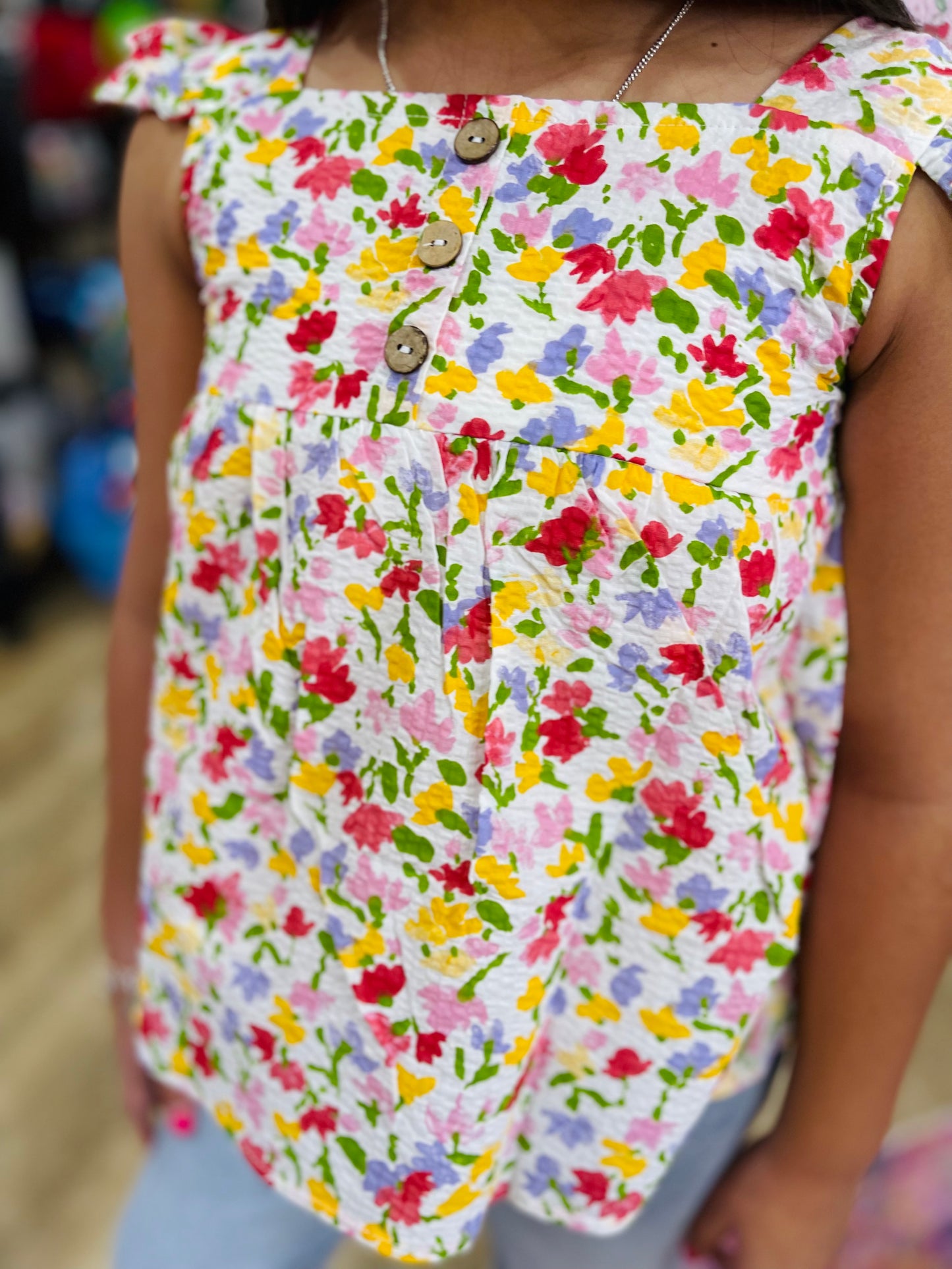 Textured Floral Ruffled Tank