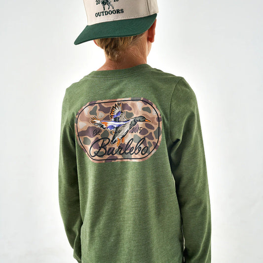 Youth Tee | Ducks Flying In | Olive