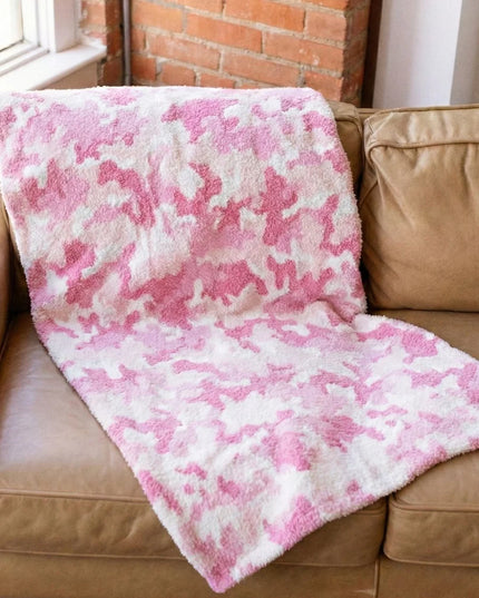 Throw Blanket - Pink Camo