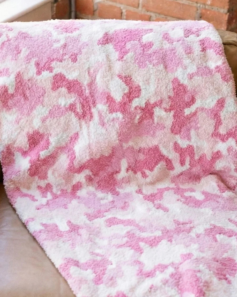 Throw Blanket - Pink Camo