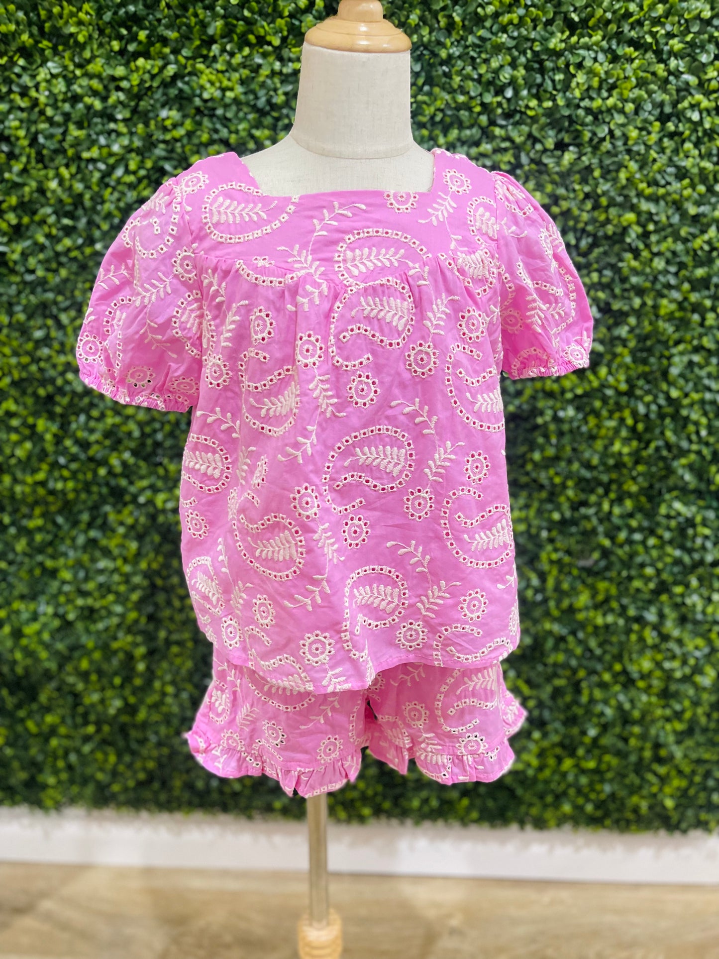 Paisley Embroidered Shorts Set | Pink