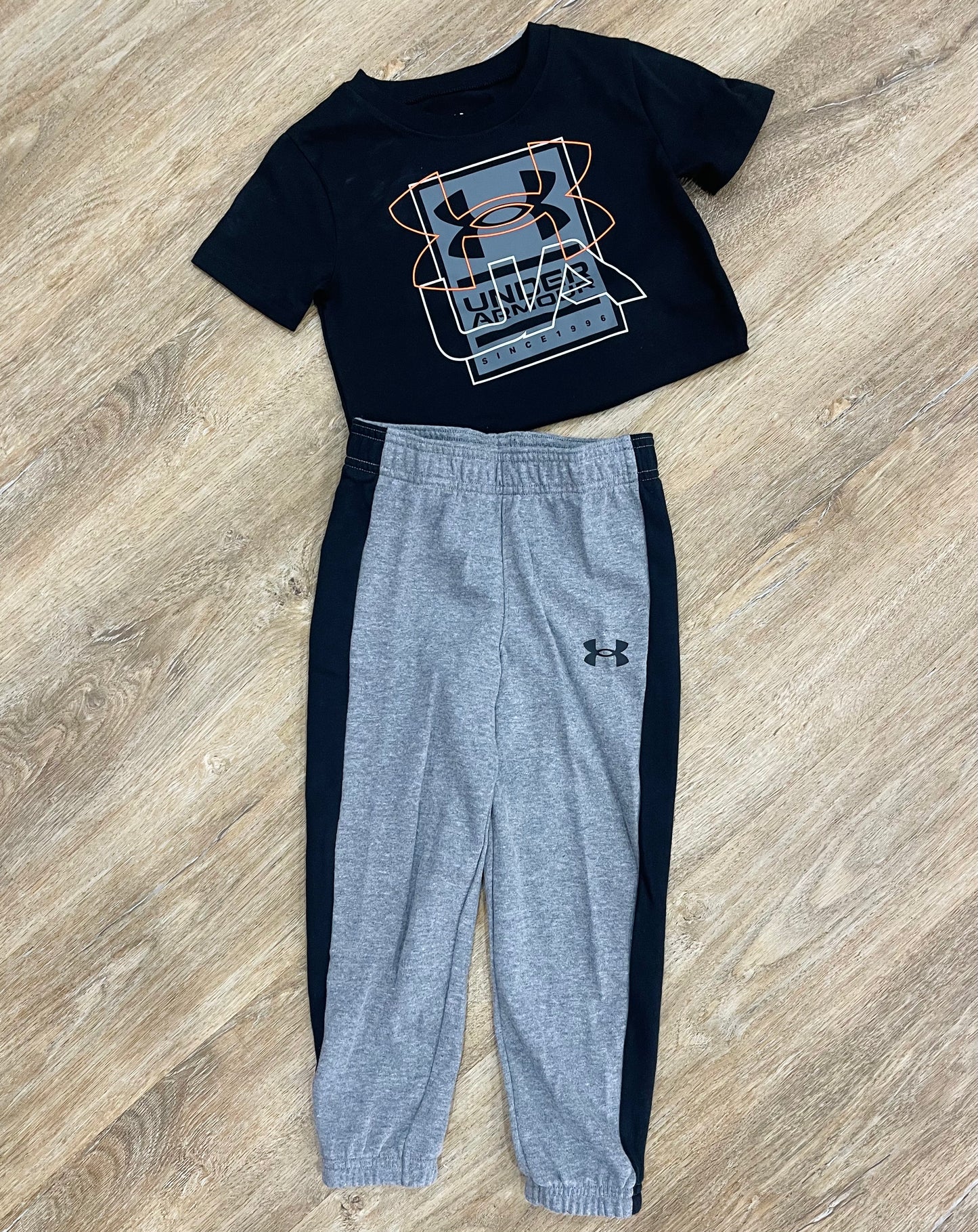 UA Layered Logo | Black/Orange