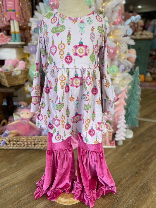 Pink Flare Velvet Ornament Set