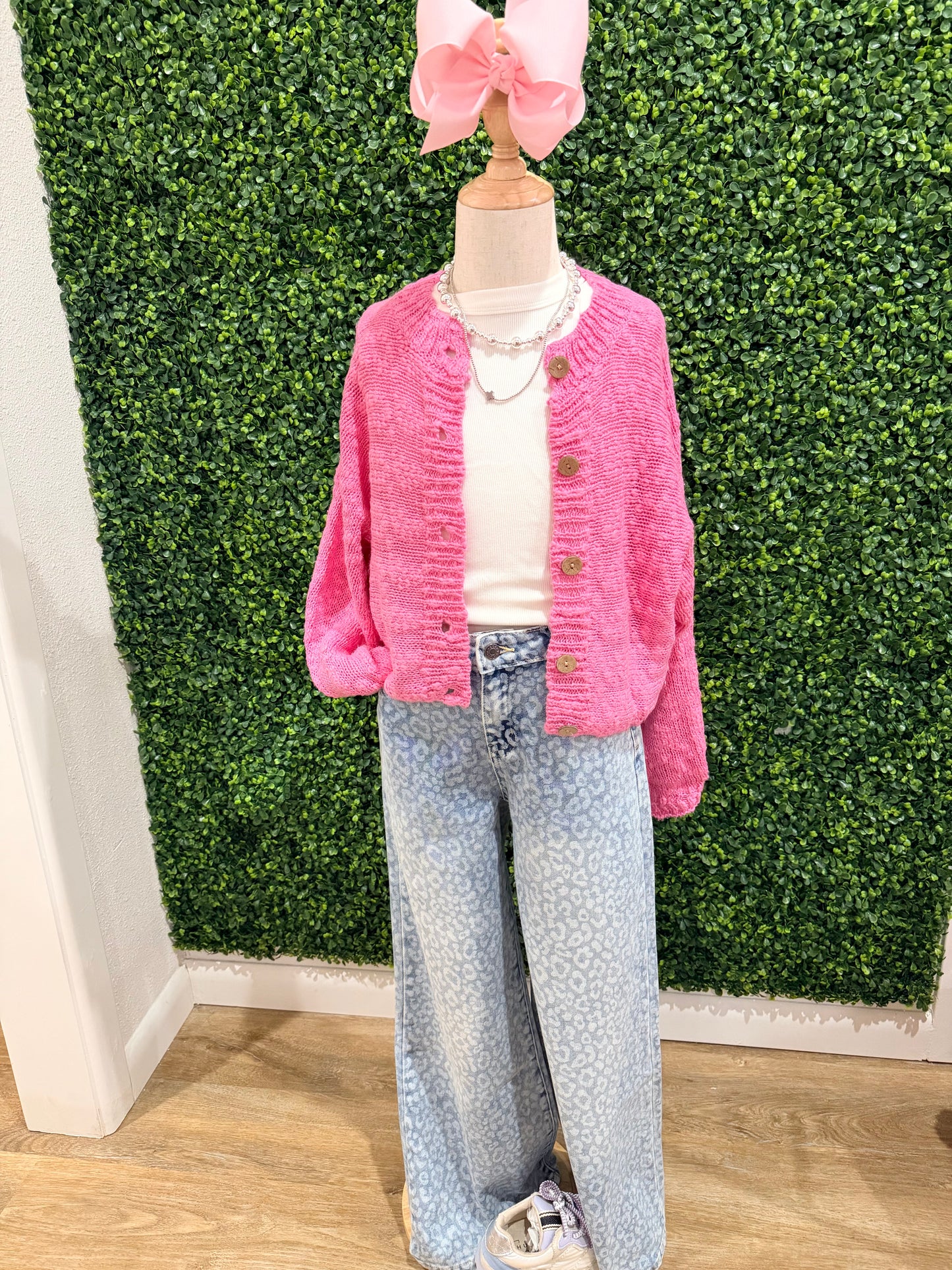 Button Down Cropped Cardigan | Pink