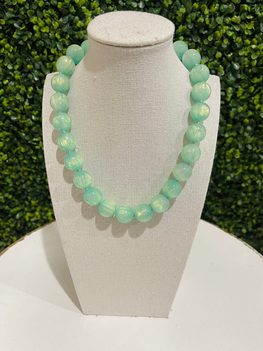 Chunky Magnetic Bead Necklace | Mint