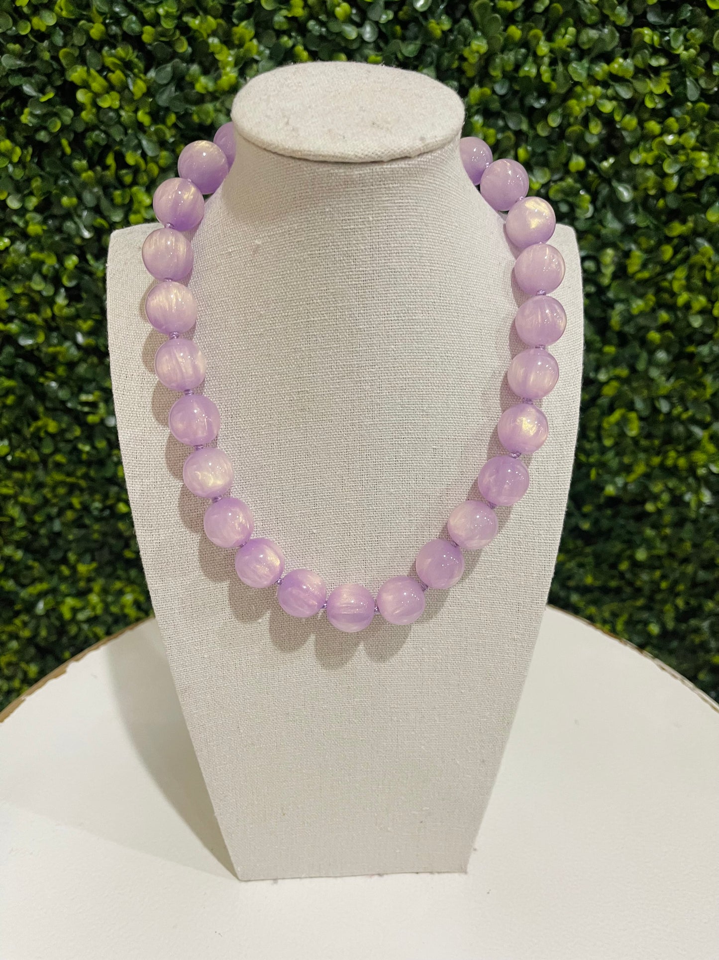 Chunky Magnetic Bead Necklace | Lavender