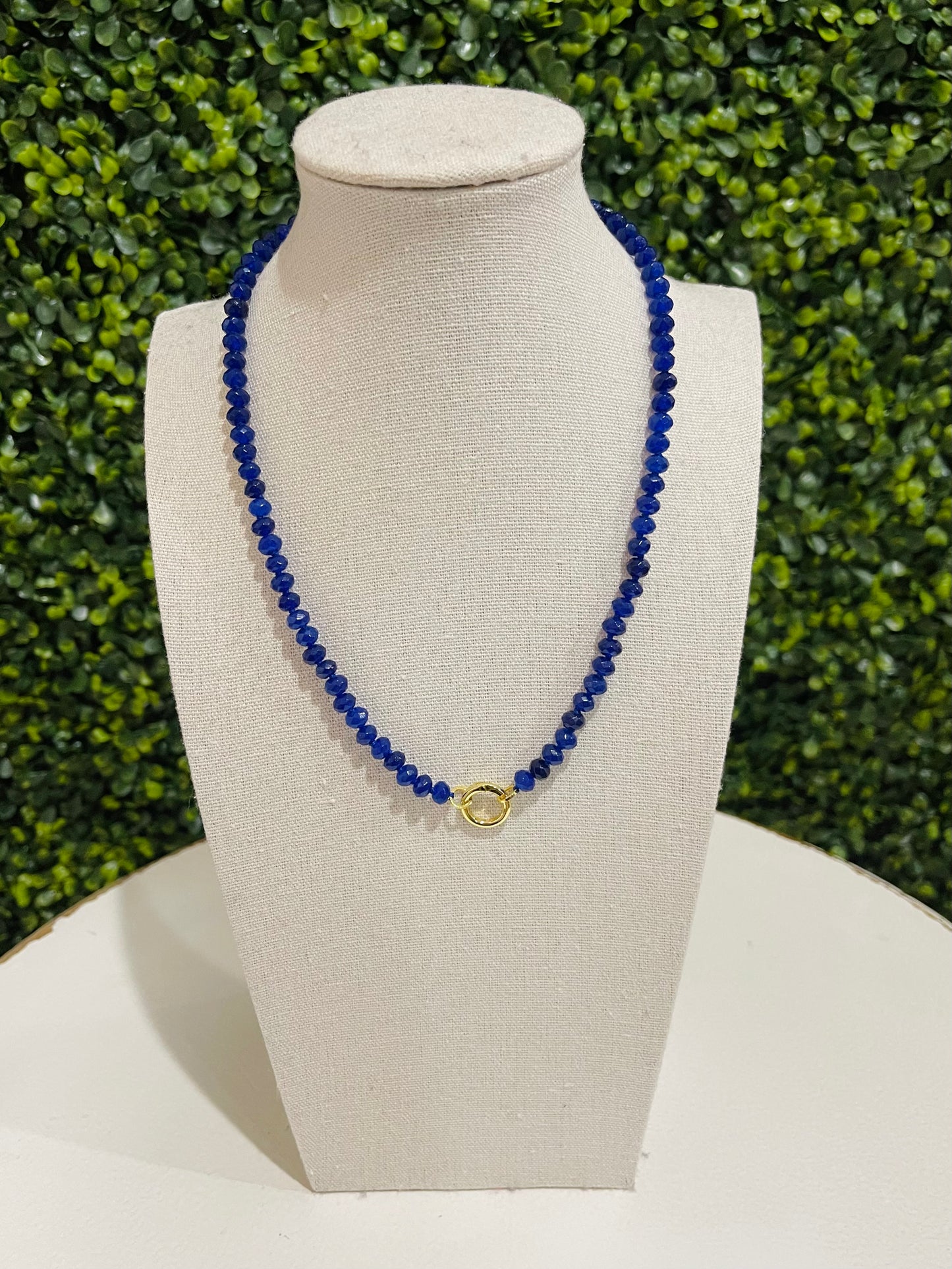 Mini Beads Magnetic Clasp Charm Necklace | Midnight Blue