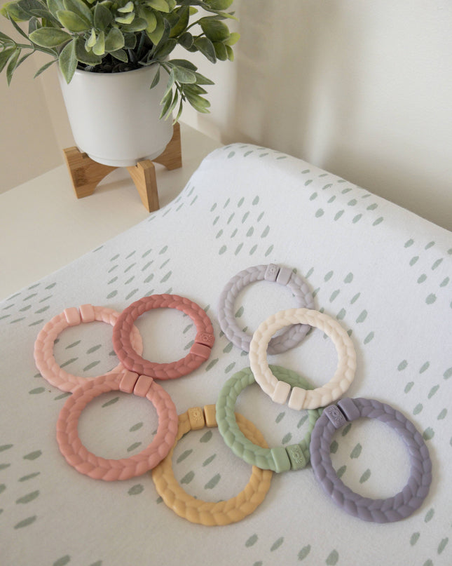 Bitzy Bespoke Itzy Rings™ Linking Ring Set: Rainbow