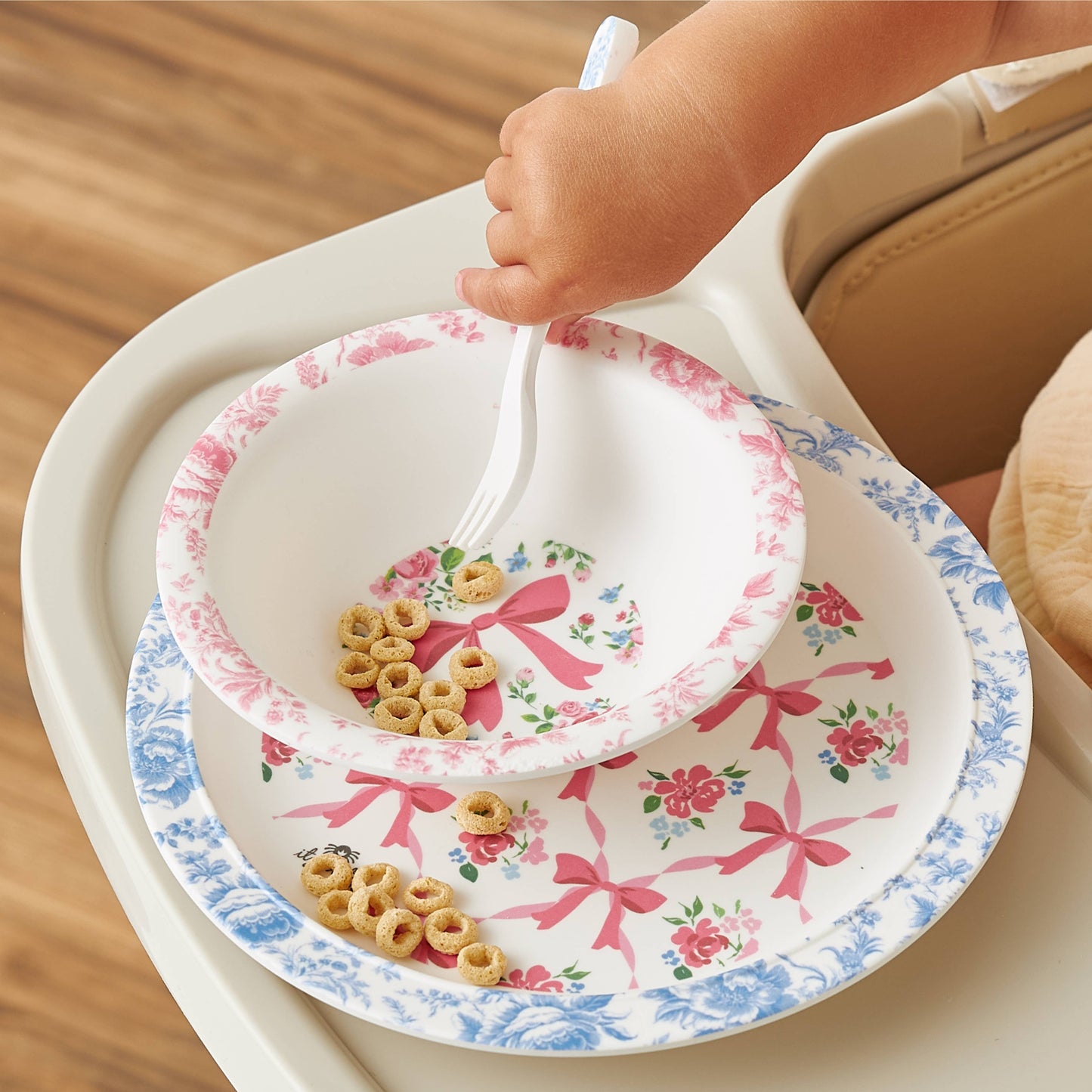 4 piece dining set: Giddy Up!