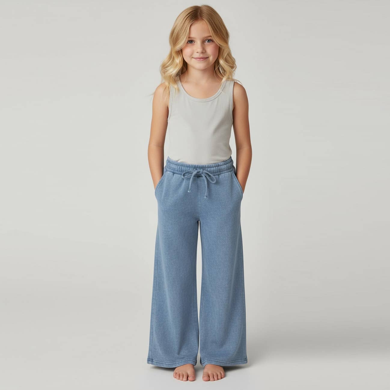 Mineral wash wide leg sweatpants: Charcoal